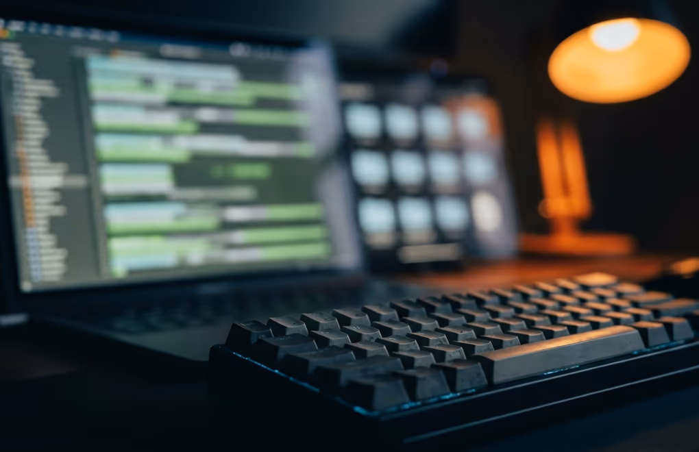 Installing a WordPress plugin manually over FTP in a code editor